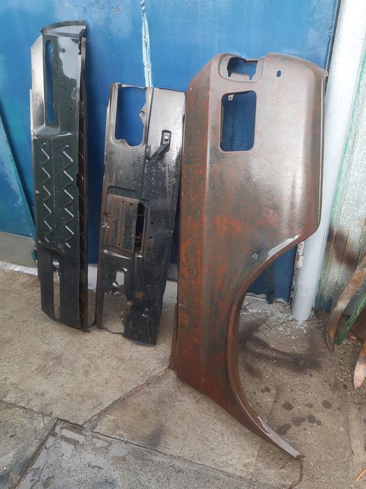 Продам крыло на волгу.