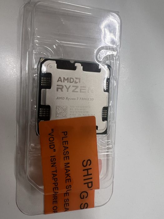 Procesor AMD  Ryzen 7 7800X3D sigilat- nou