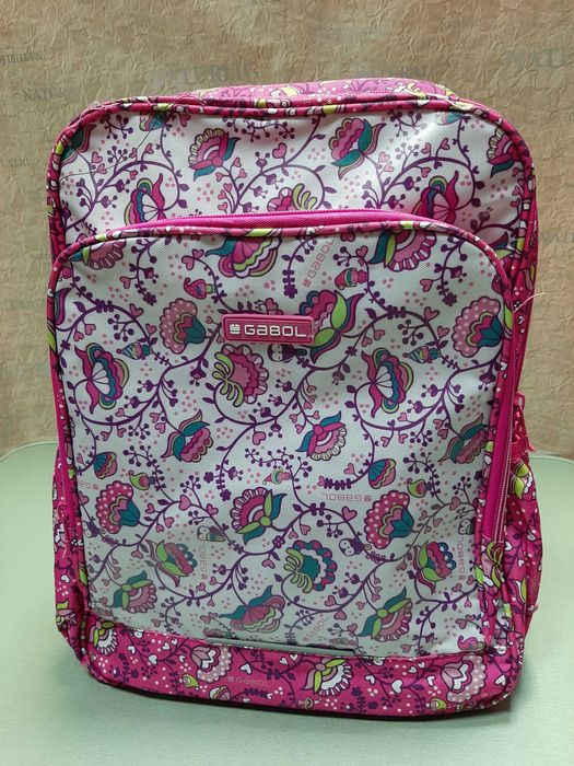 Продавам НОВИ Раници Gabol