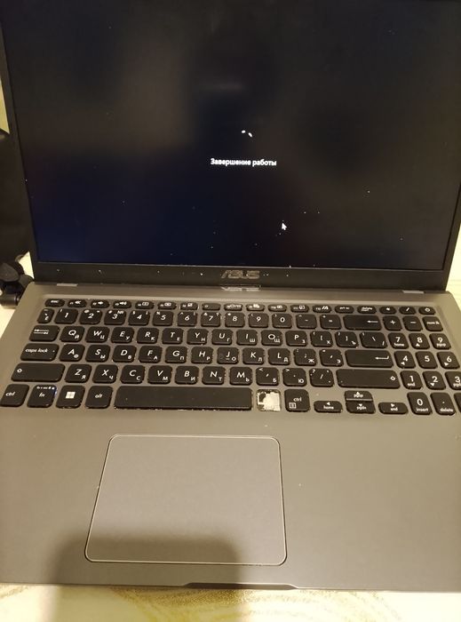 Ноутбук- ASUS X515J