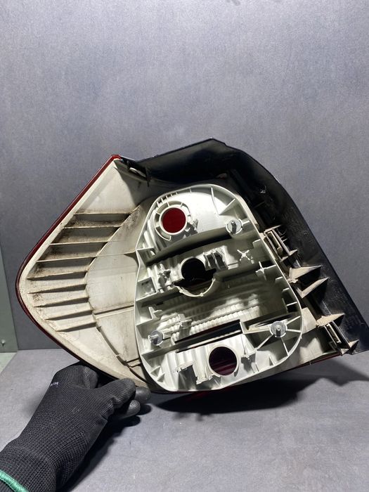 Lampa / Tripla stop dreapta pe aripa 716495605 BMW Seria 1 2008