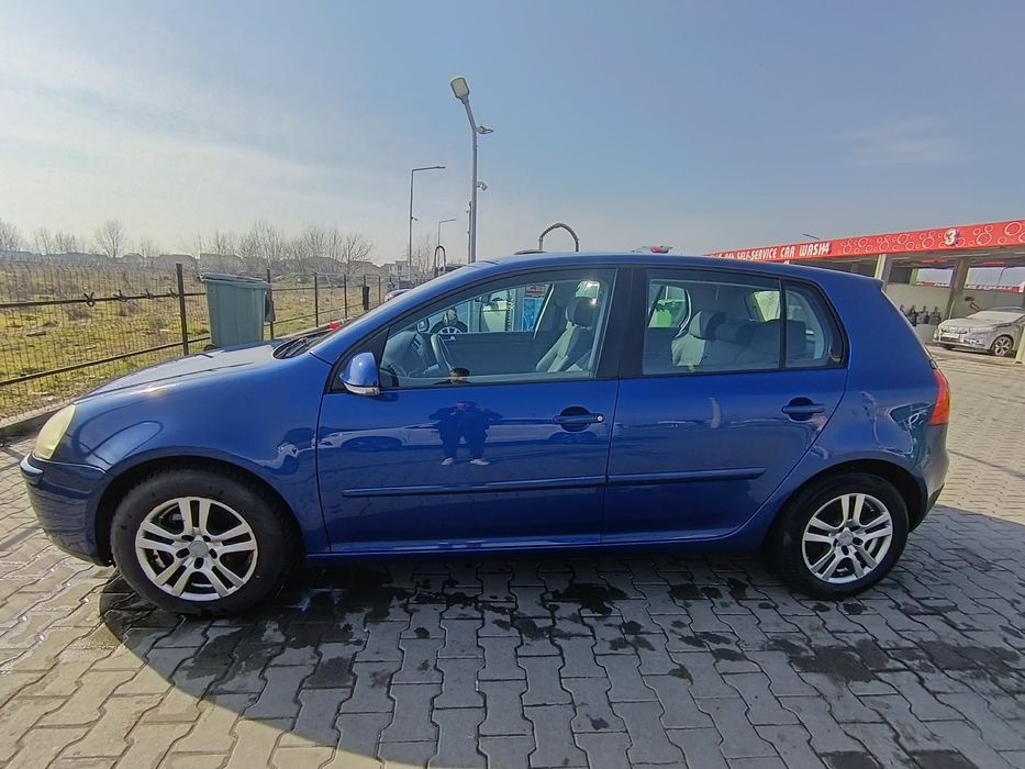 VOLKSWAGEN Golf 2004 — imagine 5