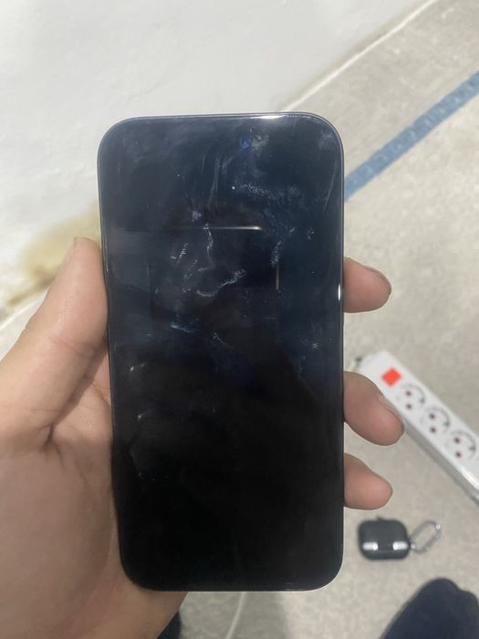 айфон 15 256 гб 78 АКБ