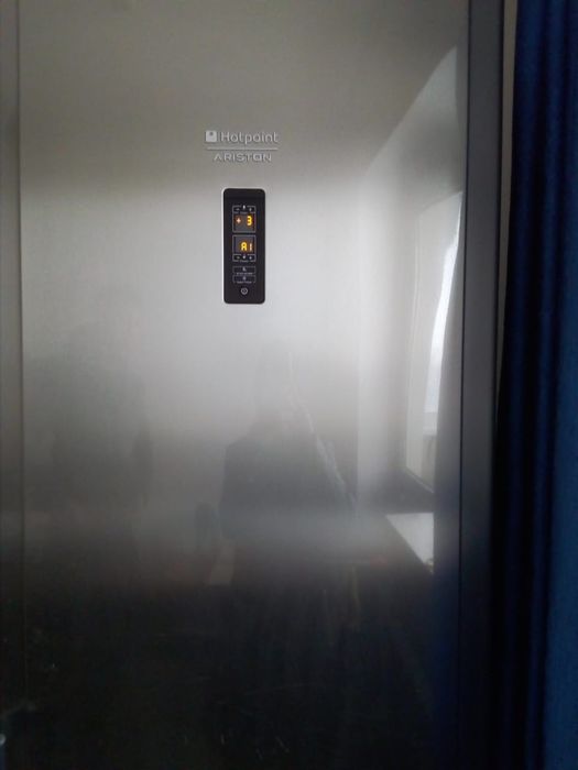 Холодильник Аристон