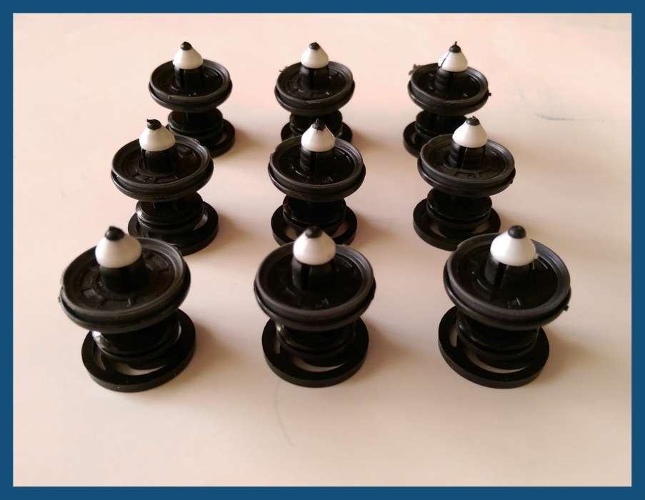 Cleme clipsuri pentru fete de usi, bandouri VW Golf 5 6 Passat B6 Polo