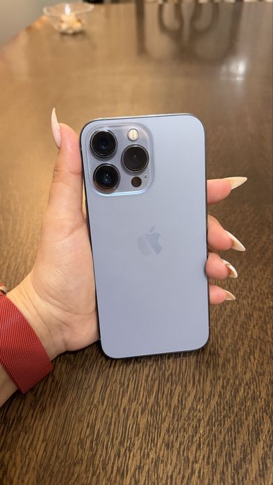 Продам iPhone 13pro 512Гб