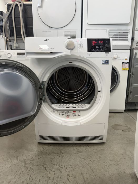 Сушилня AEG Series 8000 Термопомпа
