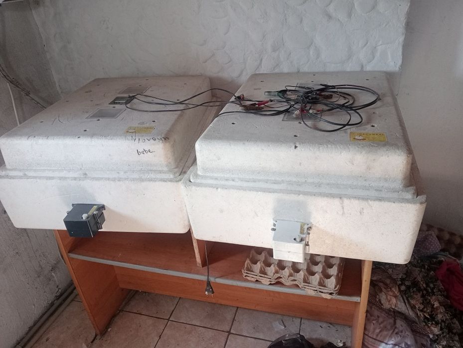 Продам инкубаторы несушка на 104 яйца