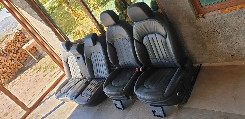 Кожен Салон AUDI A8