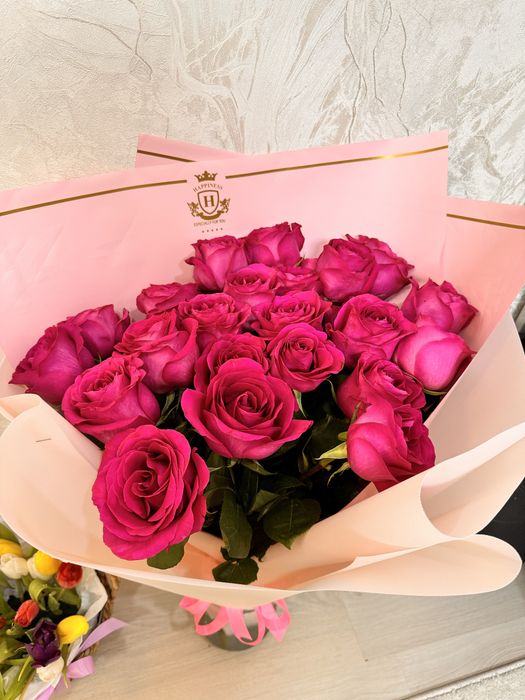 25 роз Голландии 60 см