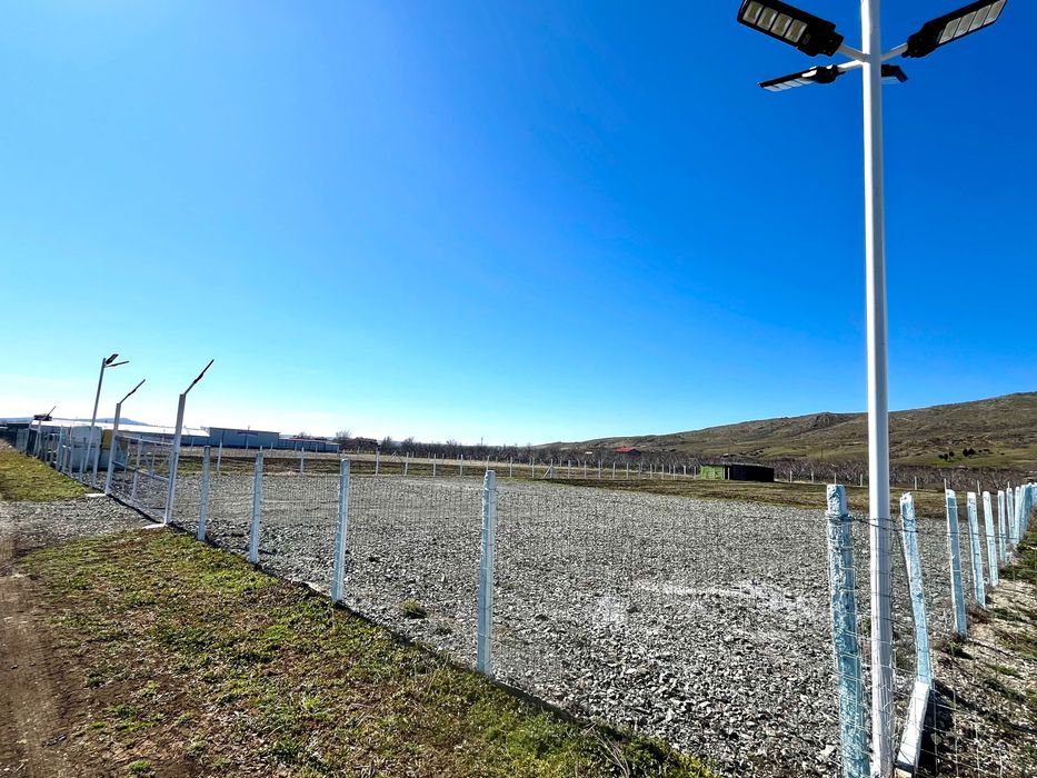 Дава се под наем Парцел в Айтос - 2100 кв.м за 204 € - Снимка #1