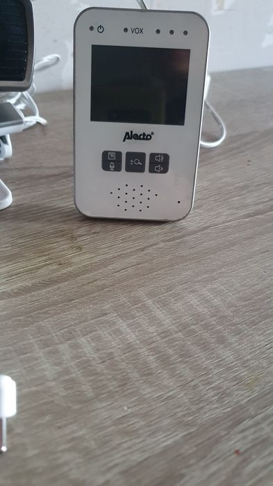 Бебефон с камера