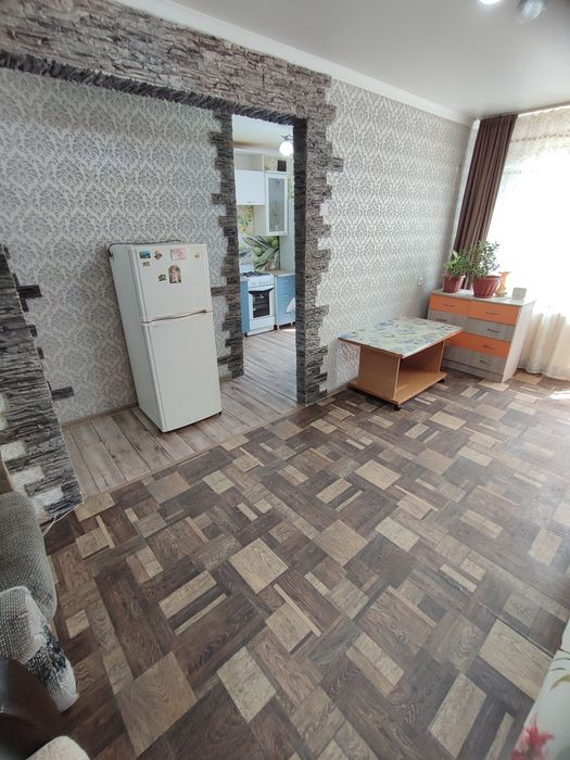 Продается 2-комн (2-24, 3 эт)