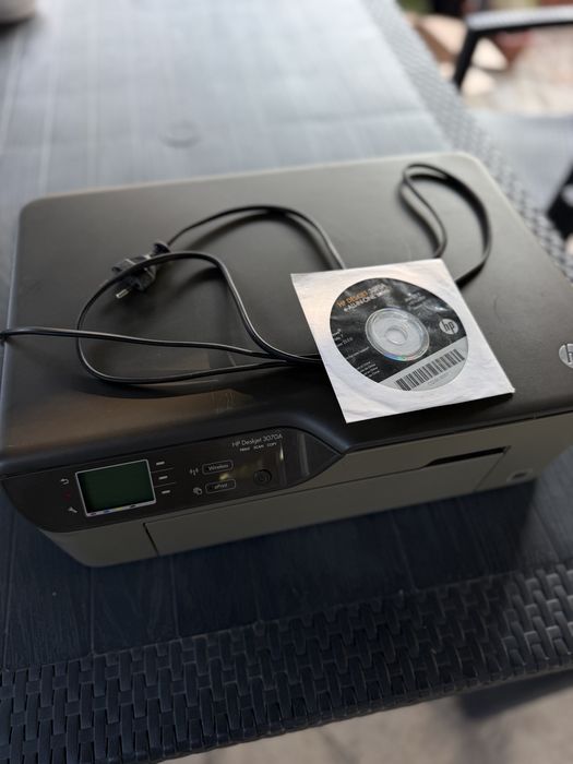 Принтер HP DeskJet 3070A – цветен мултифункционален принтер