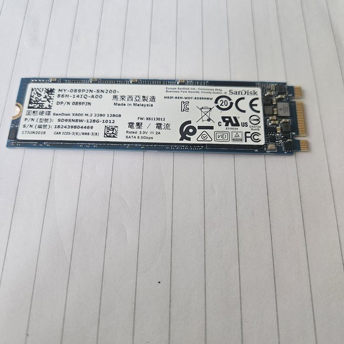 D sandisk M.2 2280 – 128GB