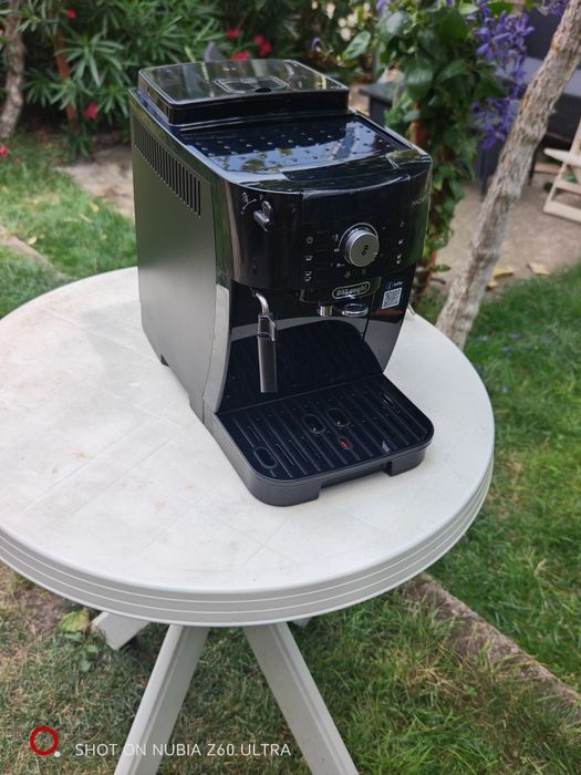 Кафемашина  Delonghi Magnifica S