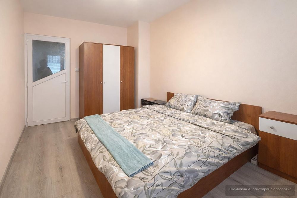 Дава се под наем Тристаен апартамент в Варна, Център - 90 кв.м за 760 € - Снимка #5