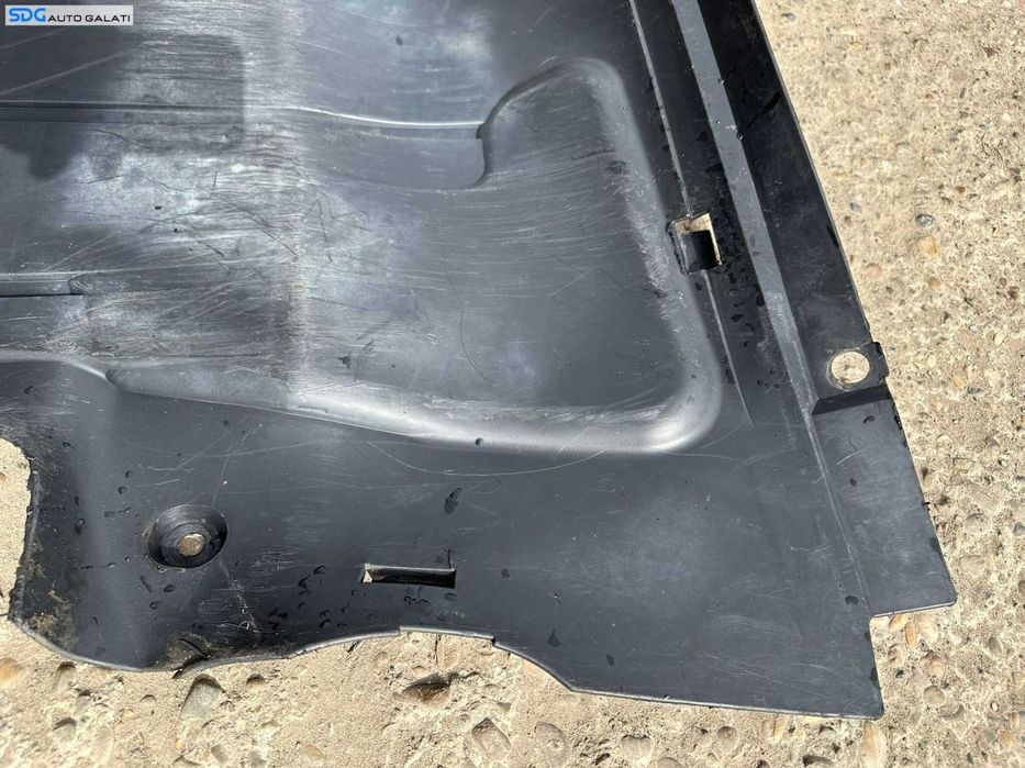 Scut Plastic Protectie Motor cu Defect Renault Megane 2 2002 - 2008 Cod 8200115689 [X3399]