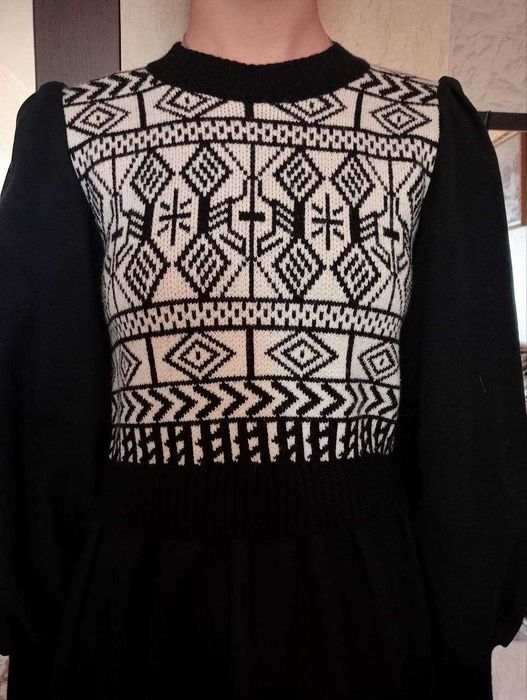 Новое платье на девочку-подростка