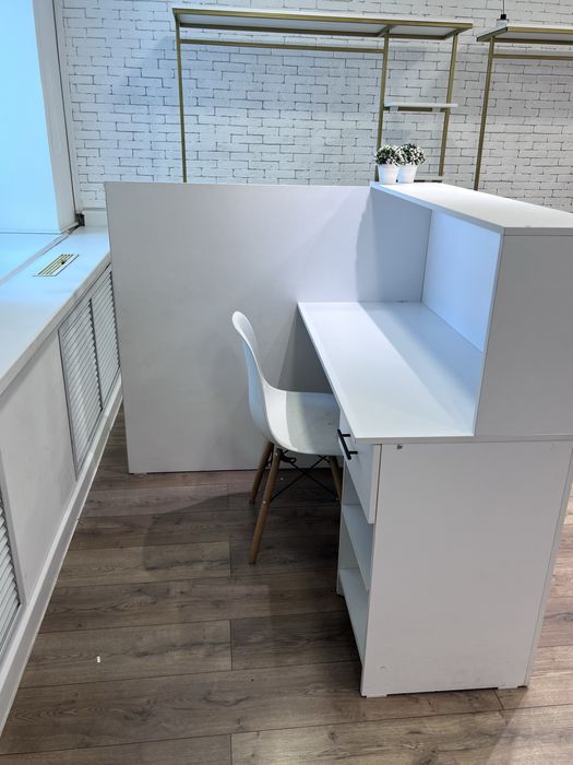 Мебель для бутика