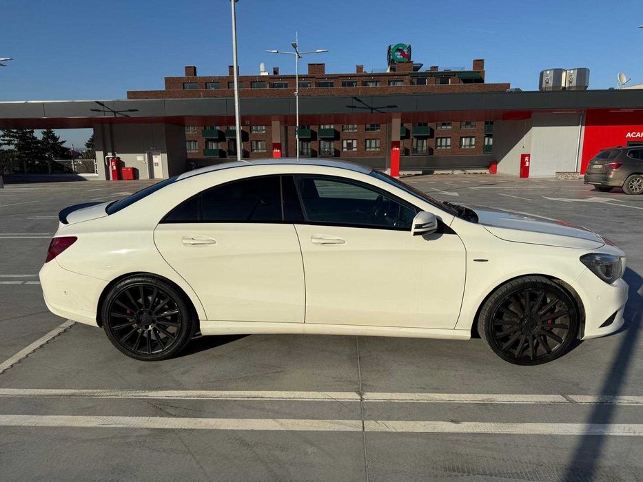 Mercedes-Benz CLA 180 d