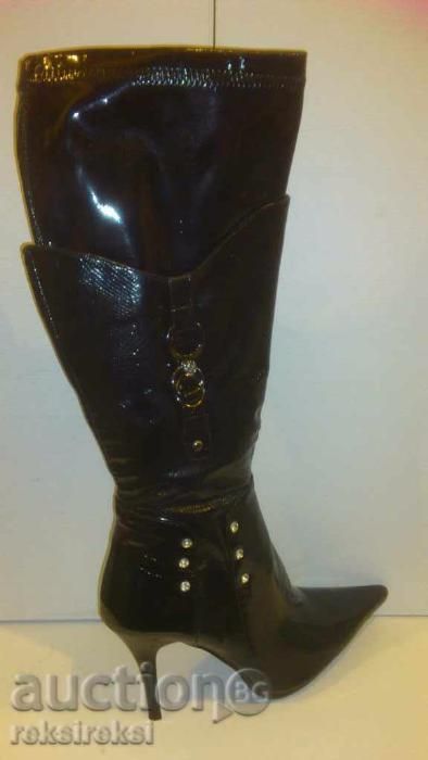 Разпродажба дамски ботуш №41