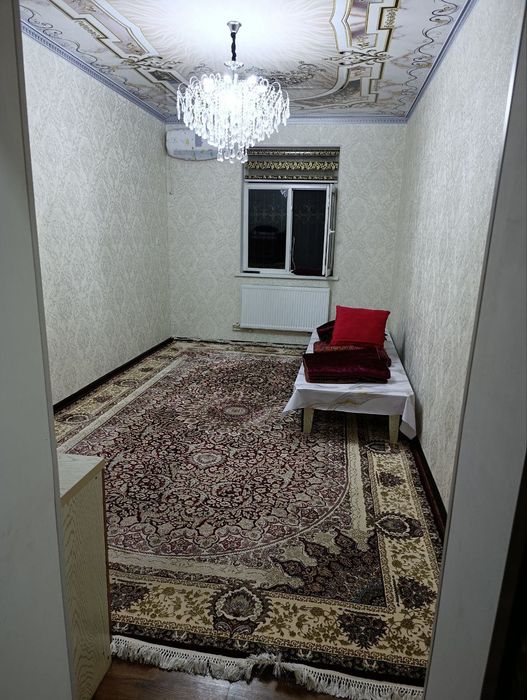 Ikki xonali uy sotiladi