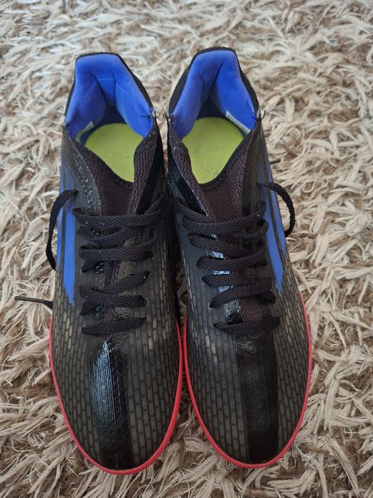 Vând adidasi Adidas