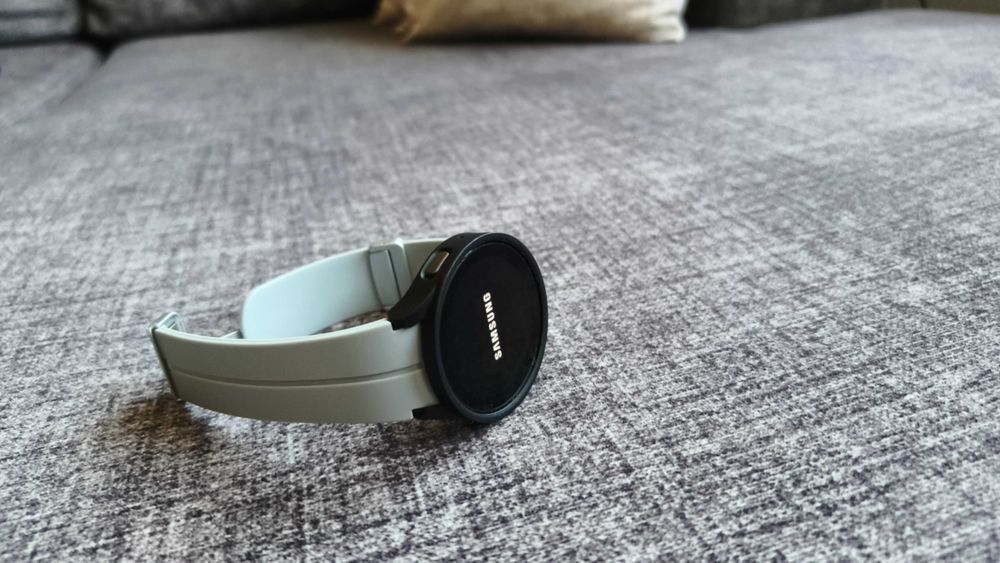 Samsung Galaxy Watch 4 44mm LTE/4G (eSIM)