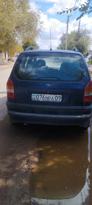 продам минивэн Опель зпфира