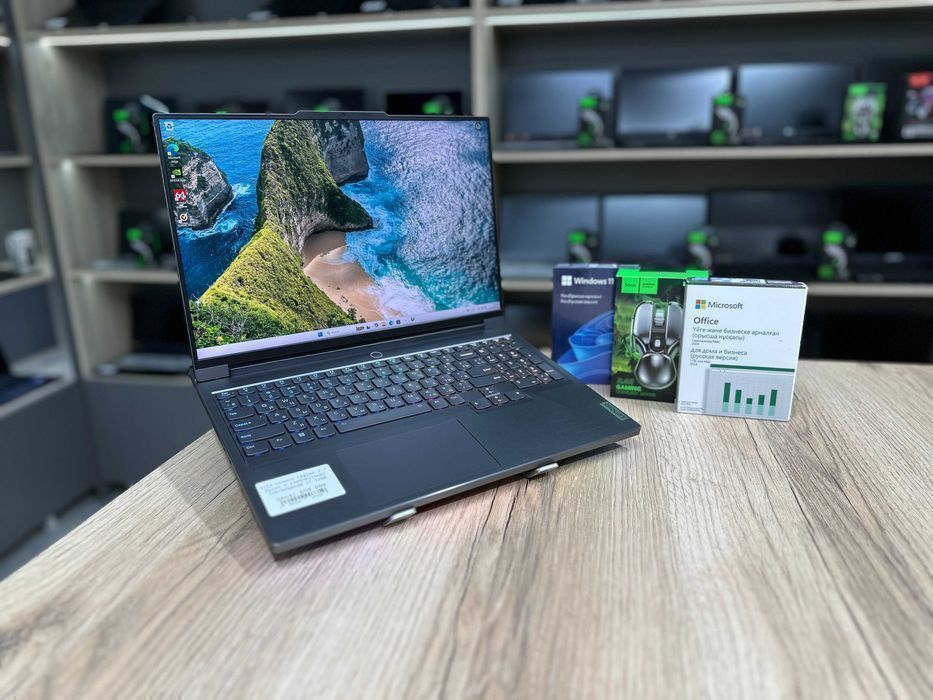 Игровой ноутбук Lenovo Legion 7 /Ryzen 9-6900HX/16GB/1TB/RX6850XT-12GB