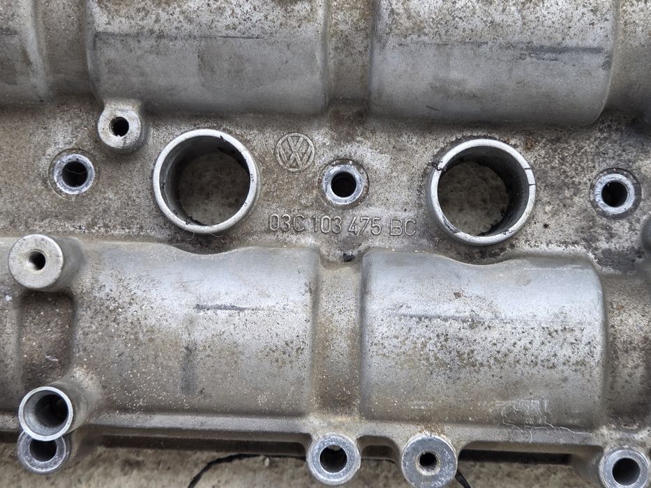 Capac chiulasă 03C103475BC + axe cu came 1.4 TSI CAXA – complet