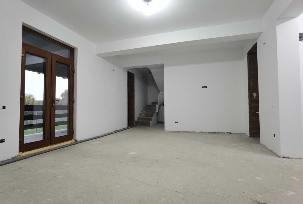 Casa de vânzare în Goruna