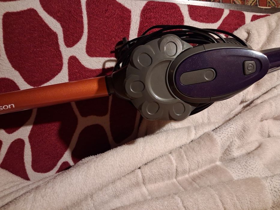 Vând aspirator ronshon
