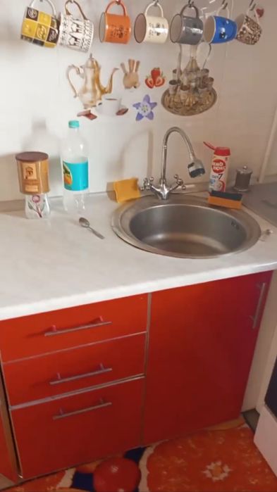 Арегдага Ховлича 2 хоналик Поваротда жойлашган.Агентство