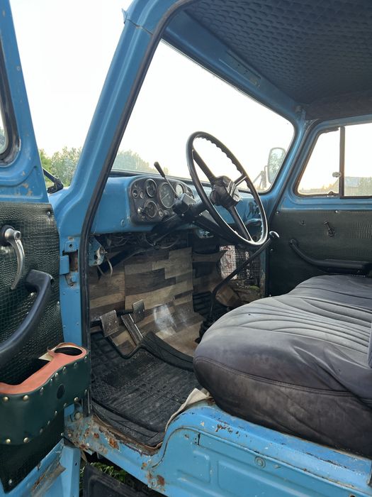 селхозтехника gaz 53 bort kutaradi