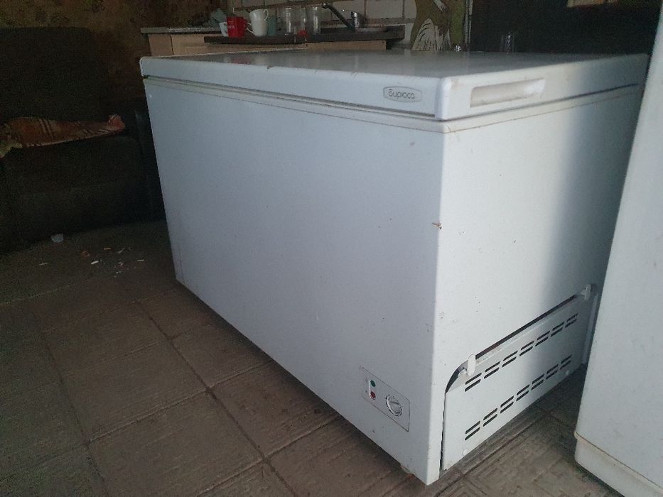 Продам морозильную камеру