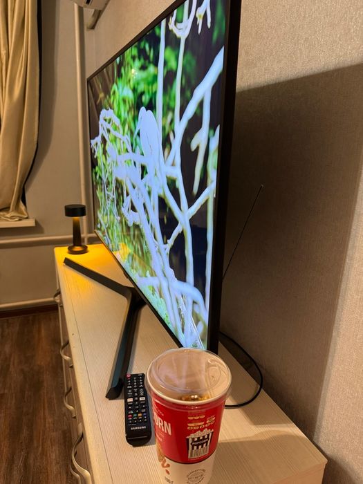 Телевизор Samsung