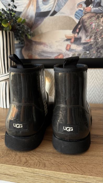 Дамски апрески UGG номер 40