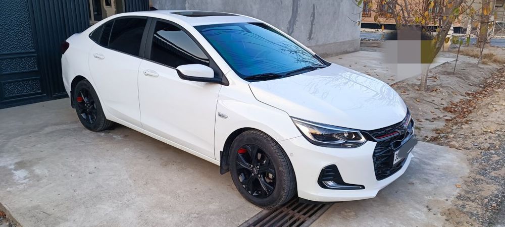 ONIX Premier 2 Turbo AT PLUS