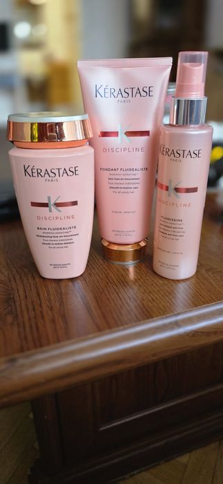 Серия гладко движение на косата  Kerastase