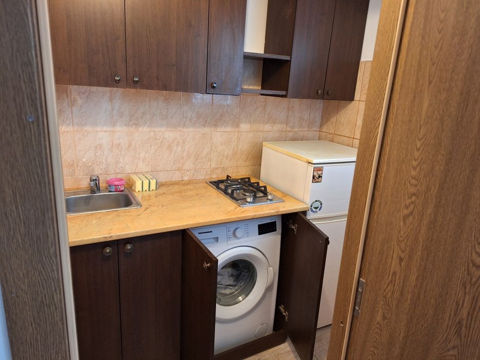 PF Inchiriez garsoniera Nicolina