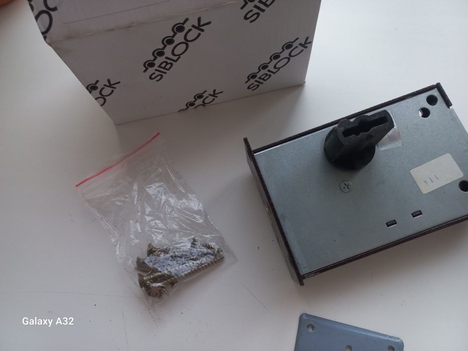 Срочно продам замок !!!