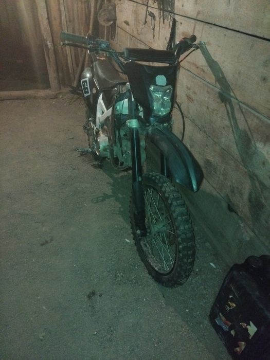 De vanzare cros 125 4t