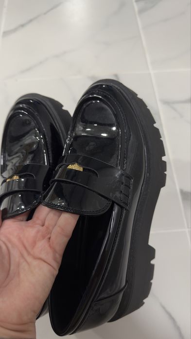 Лоуфъри с дебела подметка Zara
