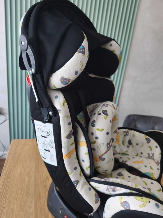 Столче за кола Moni