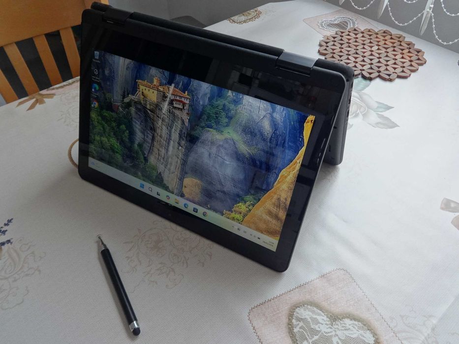 Таблет и Лаптоп 2в1 Lenovo ThinkPad Yoga 11e -i5-8200Y/RAM 8GB/SSD256G