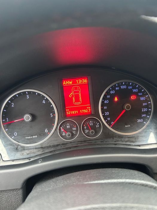 Vând volkswagen tiguan