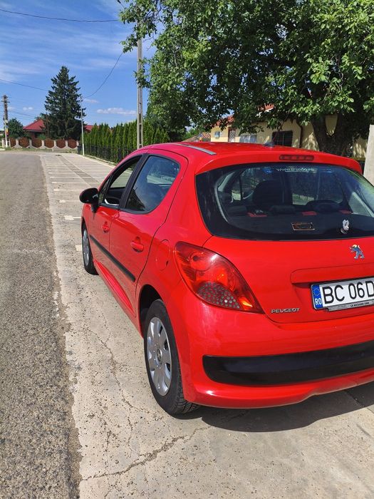 Peugeot 207 1.4 benzina