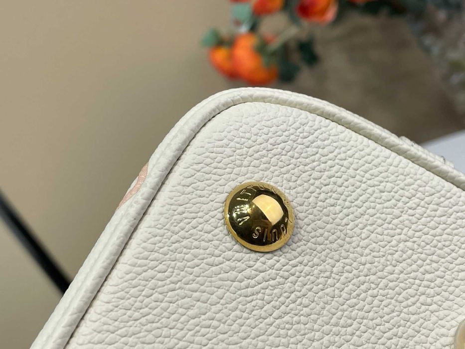 Spring-Summer 2026 Collection Louis Vuitton "Squire PM"